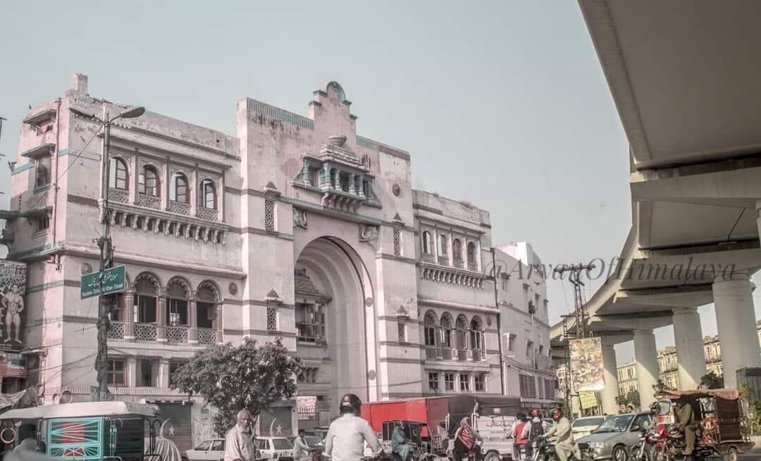 Cinema Art in Lahore